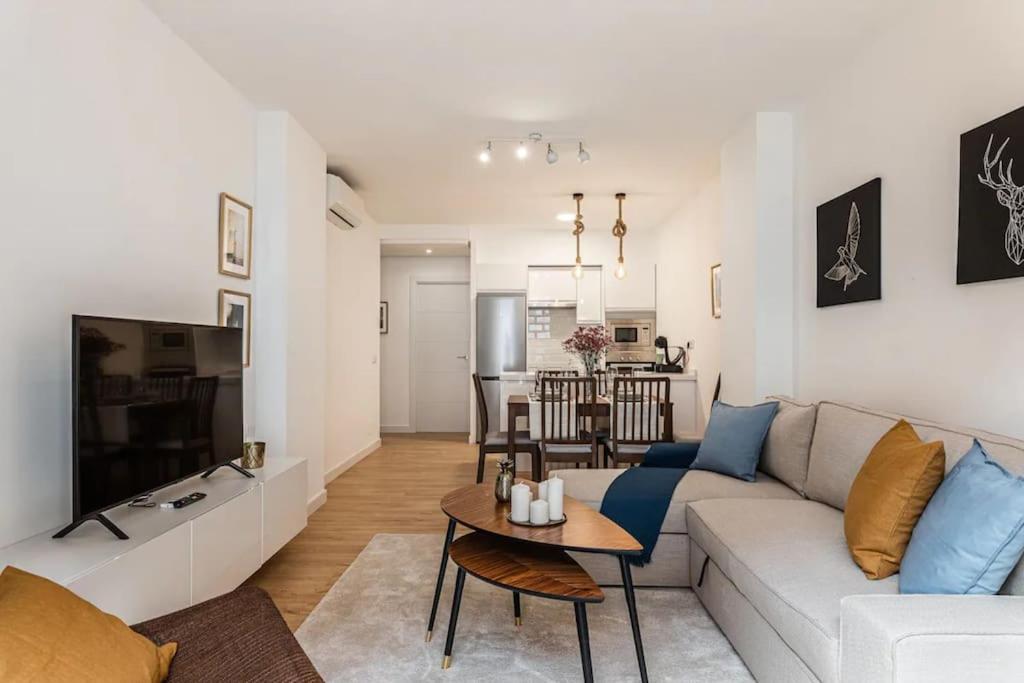 Nice Apartment Near Gran Via Val27 Madryt Zewnętrze zdjęcie