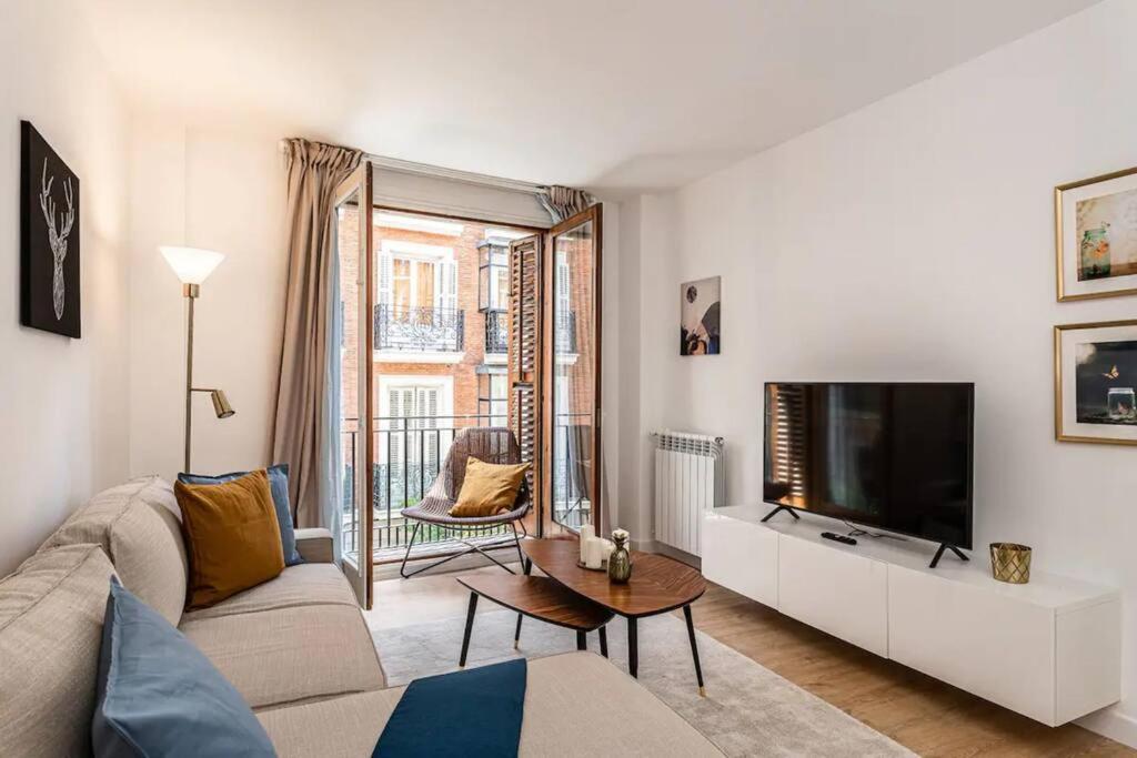 Nice Apartment Near Gran Via Val27 Madryt Zewnętrze zdjęcie